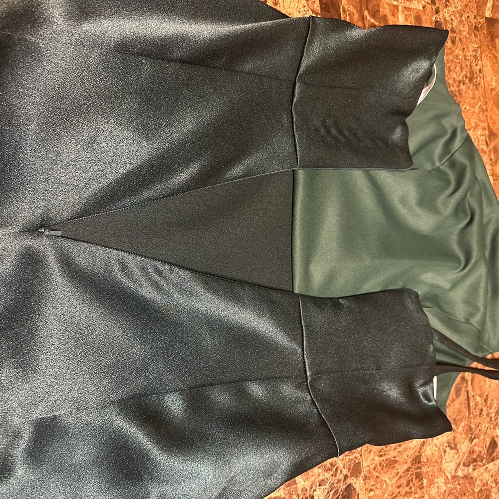 David's Bridal One-Shoulder Green Gown with pockets - Picture 11 of 12